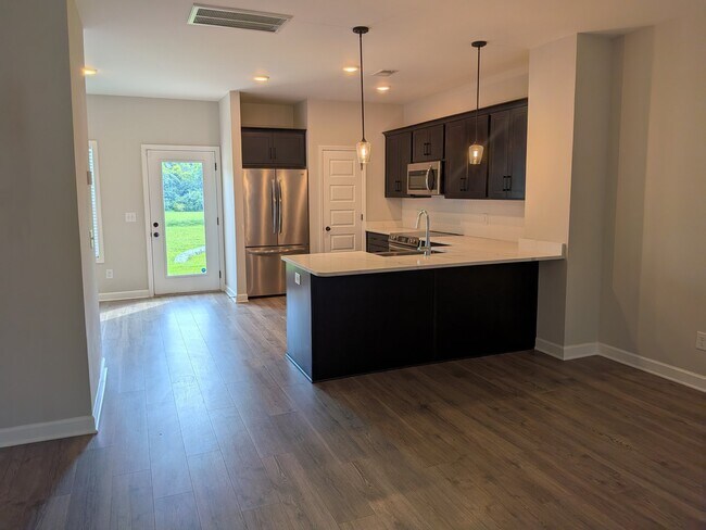 Foto del edificio - 534 Tappan Private Ln