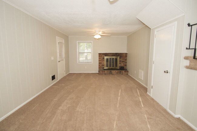 Foto del edificio - Spacious home in Pine Valley community!