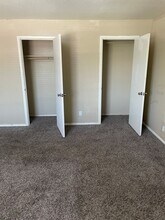 Building Photo - 5948 E 33rd Ct