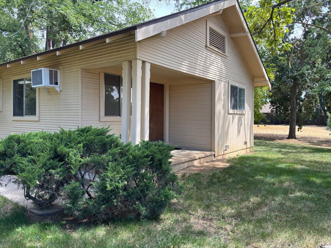 Foto principal - Cute Country Home in the Suburbs