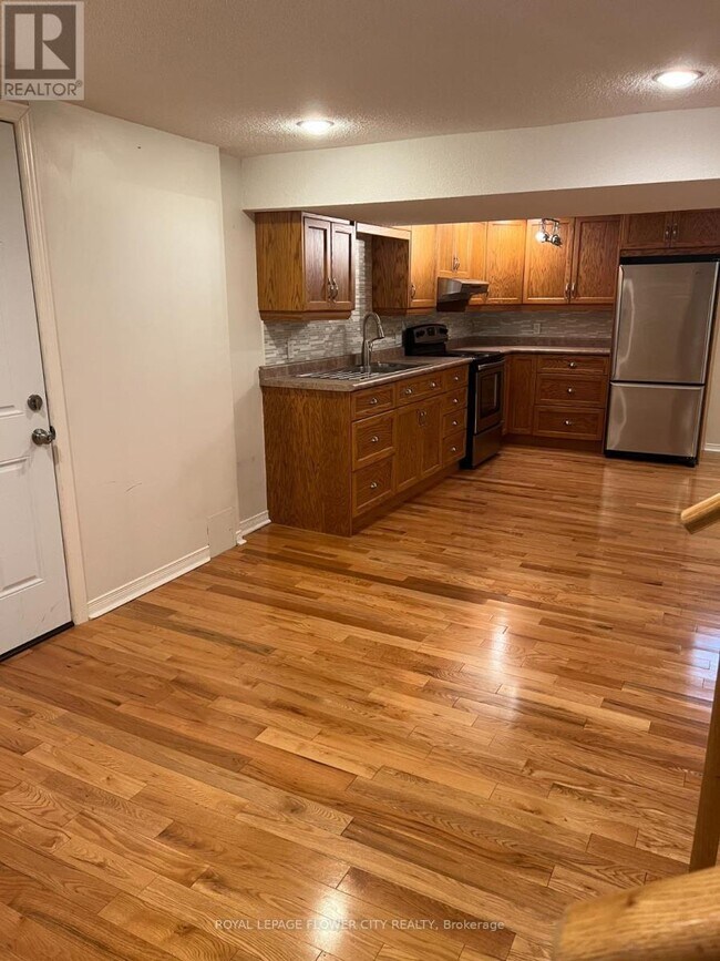 Photo du bâtiment - 22 Perkinsfield St