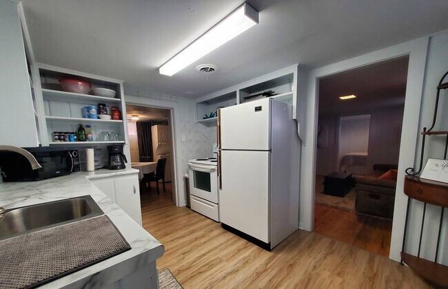 Foto del edificio - 2618 Maxwell Ave