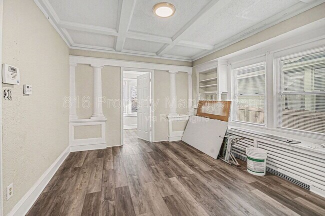 Foto del edificio - 4119 Montgall Ave