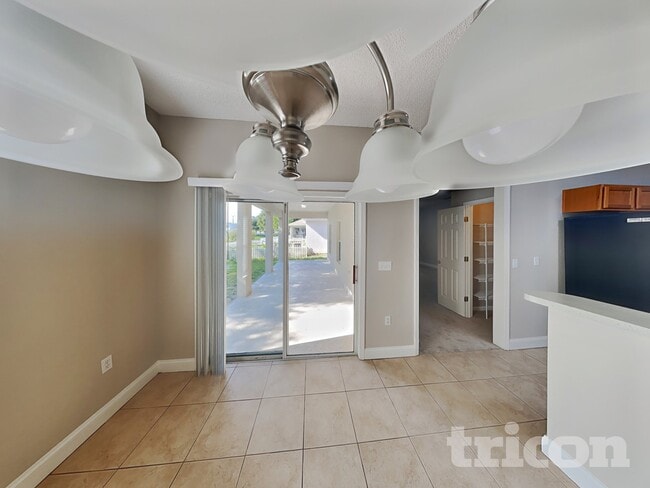 Foto del edificio - 3346 Double Ln