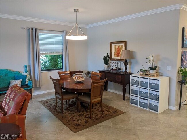 Foto del edificio - 9264 Shadow Oak Ln