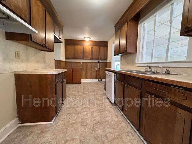 Foto del edificio - 634 N Kelly St