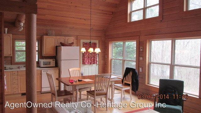 Building Photo - 368 Suwanee Dr