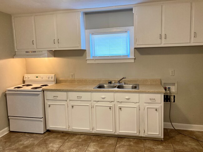 Foto del edificio - 54 Monroe Ave