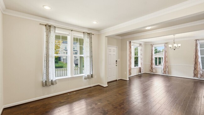 Foto del edificio - 424 Alder Dr