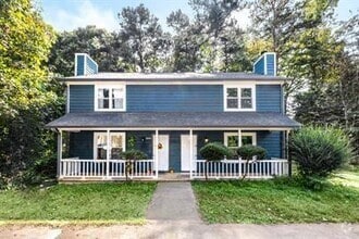 Building Photo - 2963 Lakemont Dr SW