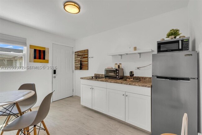 Foto del edificio - 2993 SW 16th St
