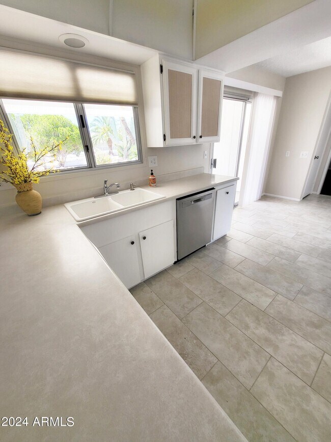 Foto del edificio - 12919 W Jadestone Dr