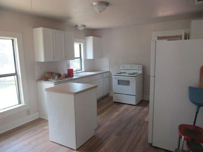 Foto del edificio - Charming Remodeled 2/1 Home