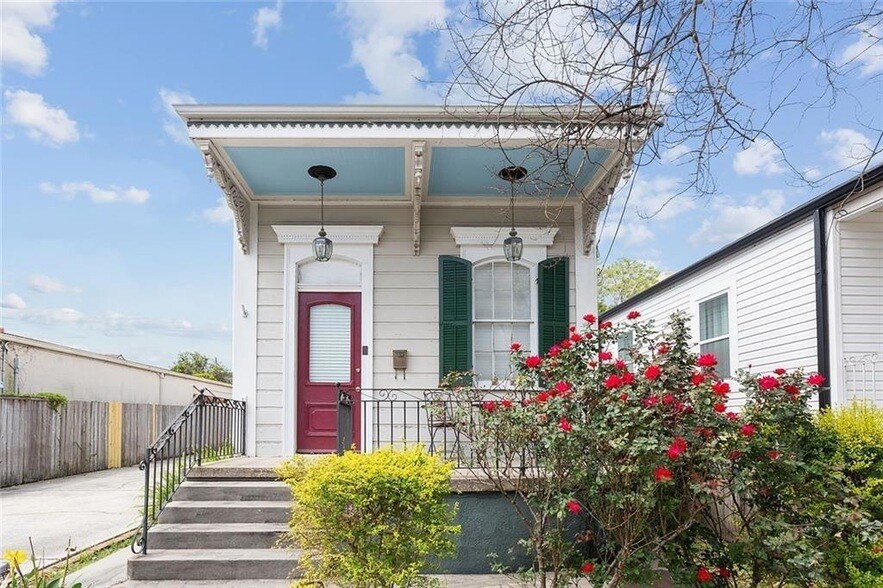 Foto principal - 124 Lafayette St