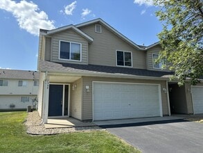 Building Photo - 1349 Willow Trail