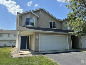 Building Photo - 1349 Willow Trail