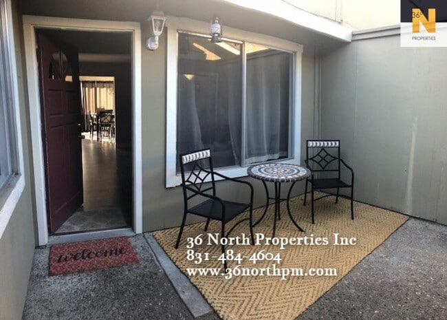 Building Photo - Remodeled 3 bed/2 bath Sunny Creekside Condo Available!