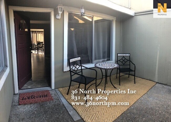 Foto del edificio - Remodeled 3 bed/2 bath Sunny Creekside Condo Available!