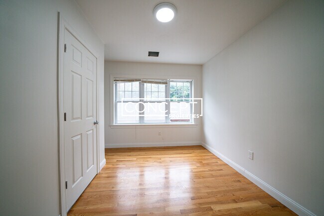 Foto del edificio - 63 Circuit St