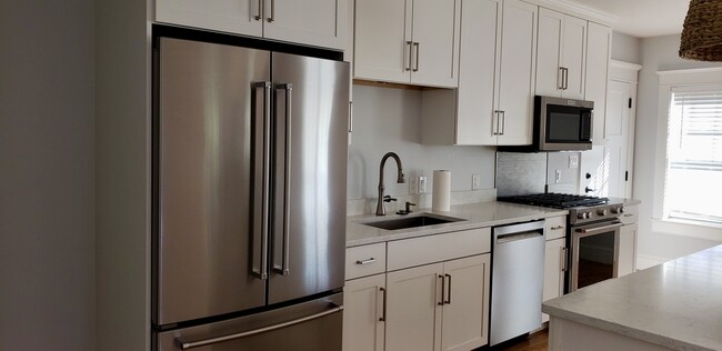 All stainless steel appliances - 81 County Rd