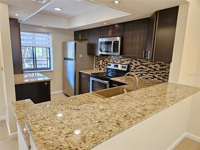 Foto del edificio - 285 Mission Trail W