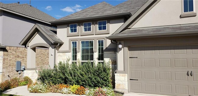 Building Photo - 1000 Swan Flower St