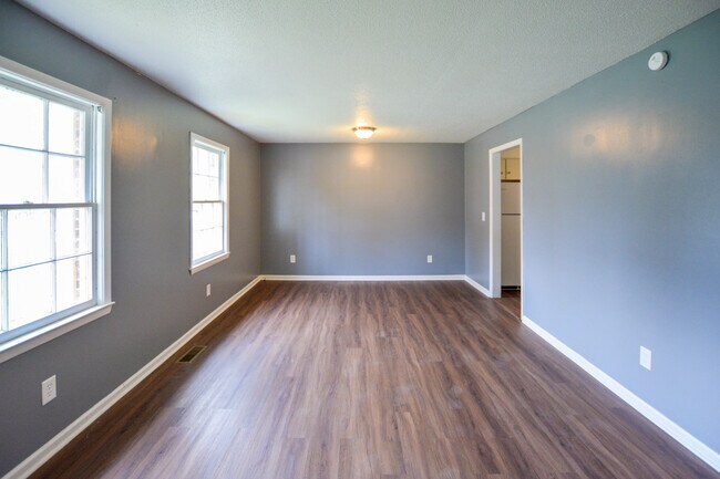 Building Photo - James Island Home