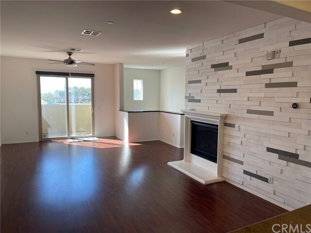 Building Photo - 12347 Claredon Dr