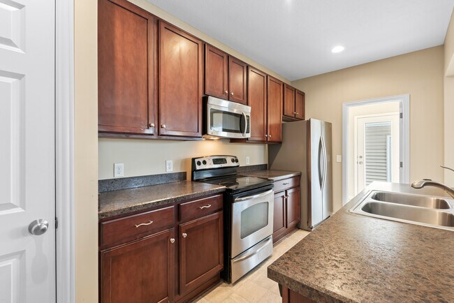 Building Photo - 7931 Ashenden Drive