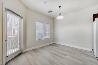 Building Photo - 10443 Alpine Edge Ave