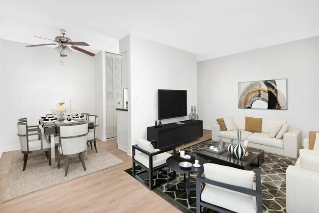 Foto del edificio - 2630 N. Hampden Court