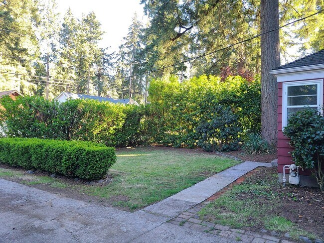 Foto del edificio - Adorable Mid-Century Ranch home in Lake Os...