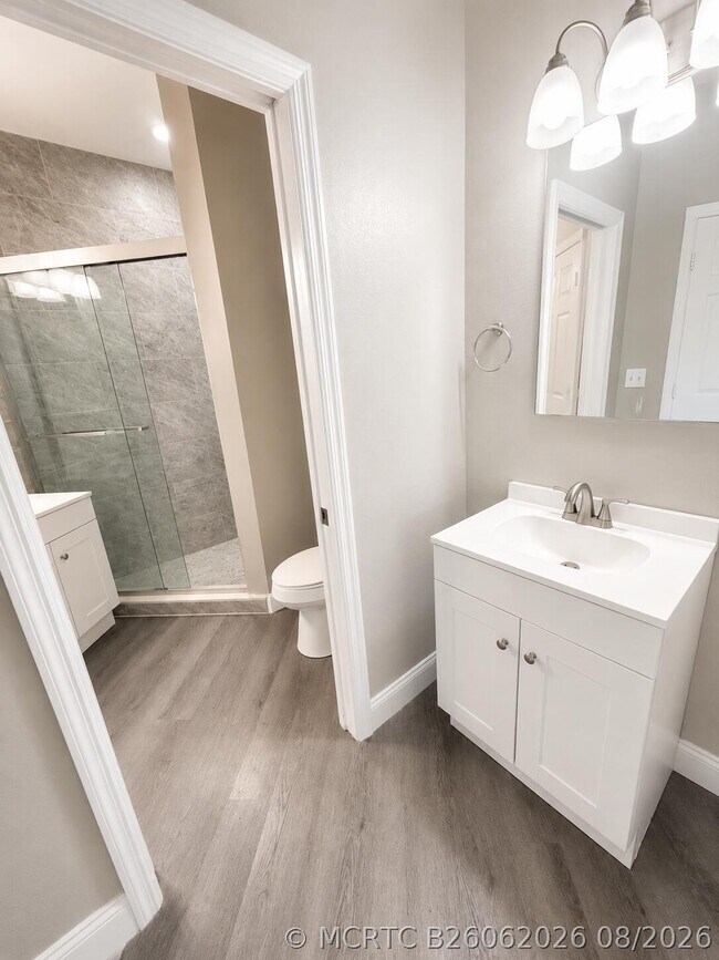 Building Photo - 9847 Perfect Dr