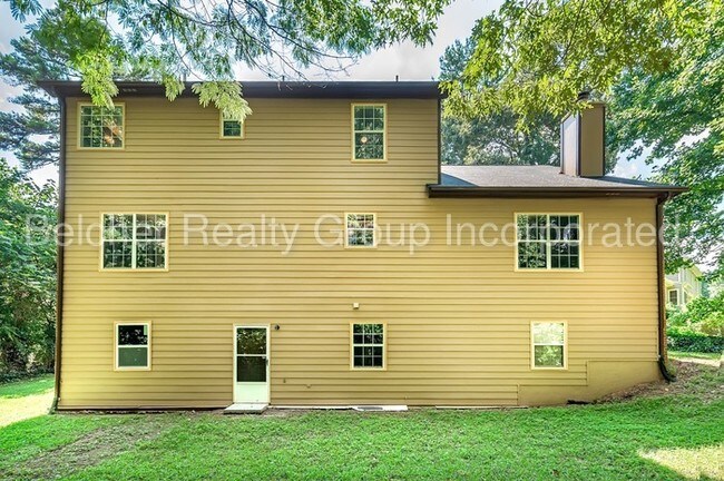 Foto del edificio - ALL NEW EVERYTHING 5 BEDROOM WITH BASEMENT!!