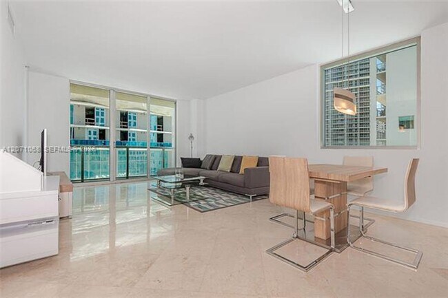 Foto del edificio - 55 SE 6th St