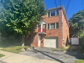 Building Photo - 34 Cypress St
