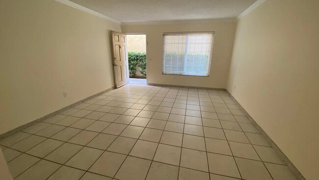 Building Photo - "Charming Two-Bedroom Retreat in Chatsworth - Your Perfect Sanctuary Awaits!"