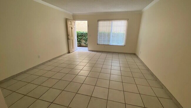Foto del edificio - "Charming Two-Bedroom Retreat in Chatsworth - Your Perfect Sanctuary Awaits!"