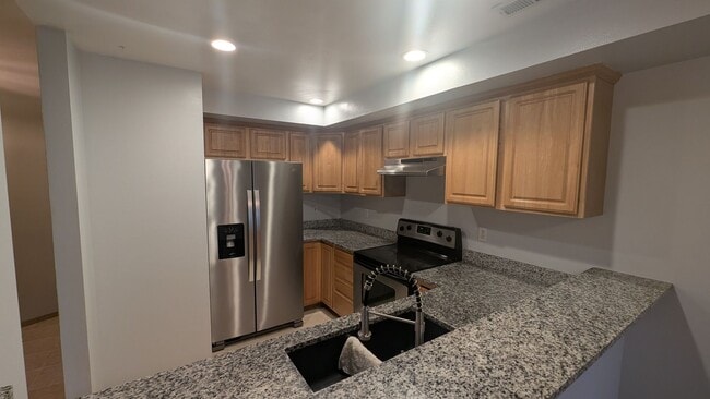 Foto del edificio - 2024 104th St SW