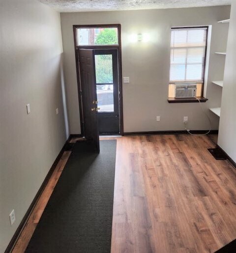 Foto del edificio - 1425 Hamlin St
