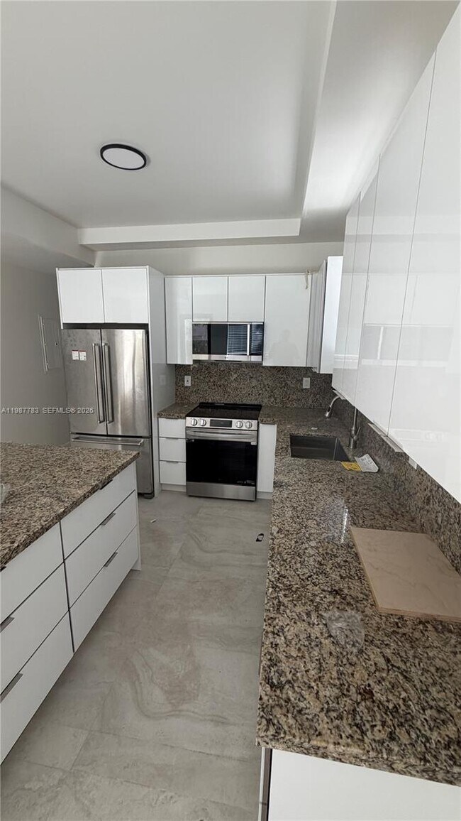 Foto del edificio - 102 SW 102nd Pl