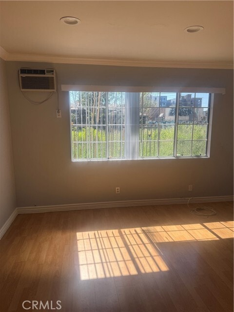 Building Photo - 6439 Woodman Ave