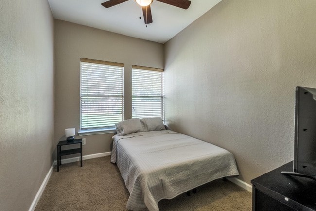 Building Photo - 1530 Wild Fire