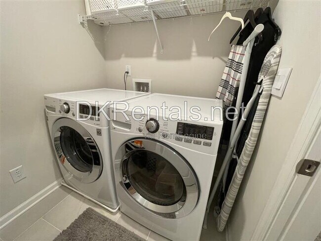 Photo - 1375 Vayda Court Townhome