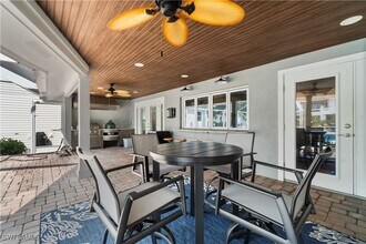 Building Photo - 1320 Marlin Dr
