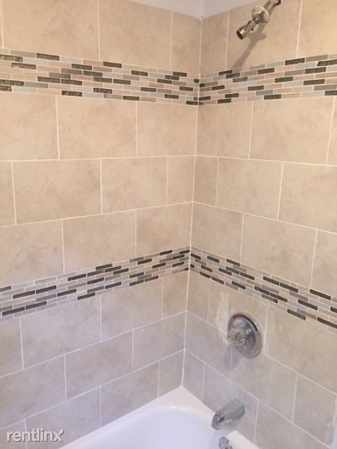 Foto del edificio - 2 br, 1 bath  - 112 Quinnipiac Ave Fl 1