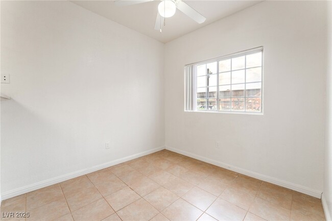 Foto del edificio - 4730 E Craig Rd