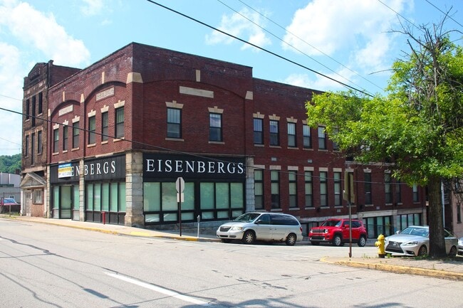 Eisenberg Apartments - Eisenberg Apartments