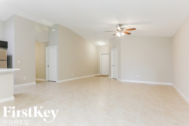 Foto del edificio - 1062 SW Fenway Rd