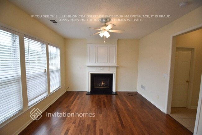Foto del edificio - 1615 Heyford Cir NW